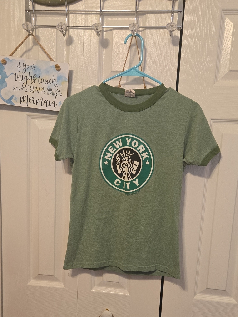 Green New York City Graphic Short Sleeve Tee with Dark Trim